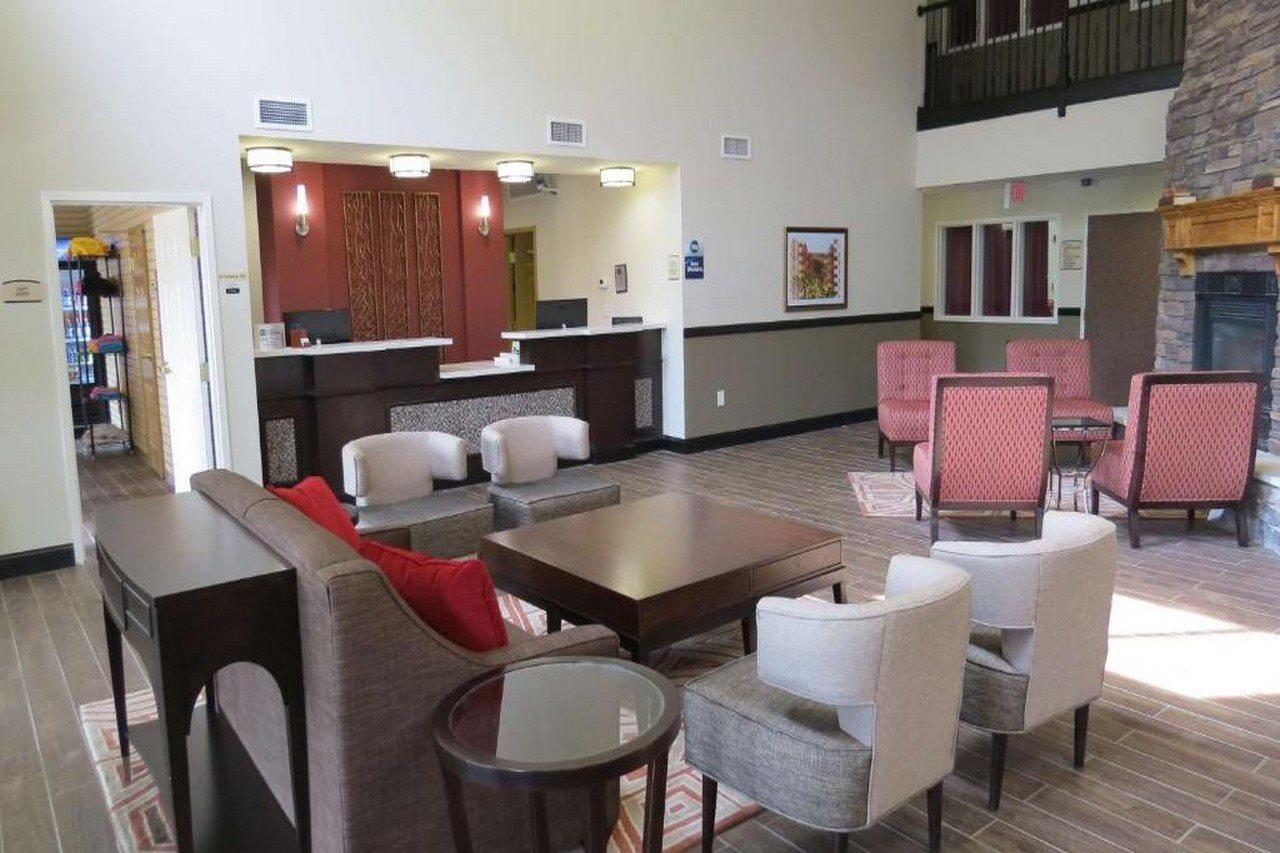 Best Western Palmyra Inn & Suites Εξωτερικό φωτογραφία