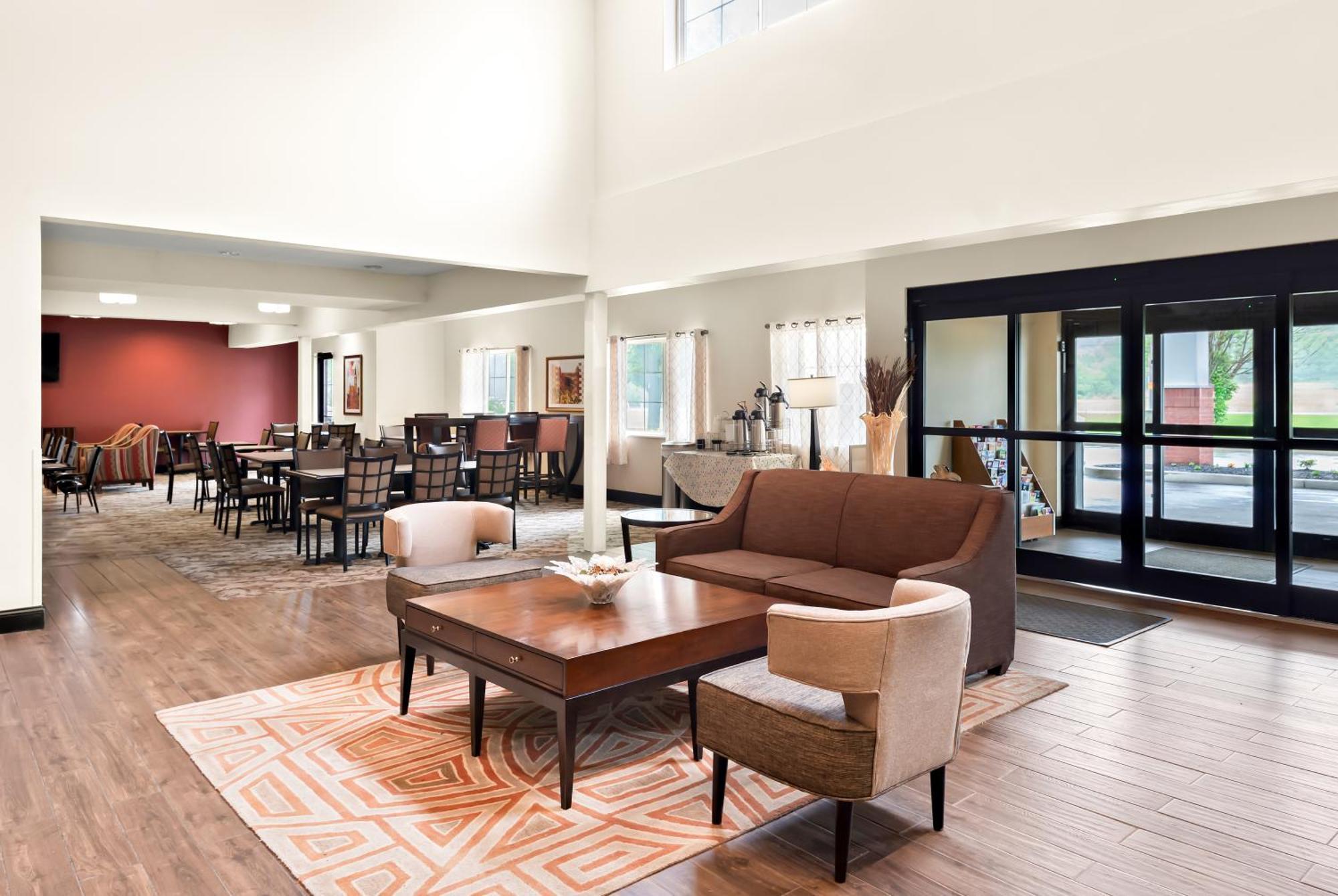 Best Western Palmyra Inn & Suites Εξωτερικό φωτογραφία