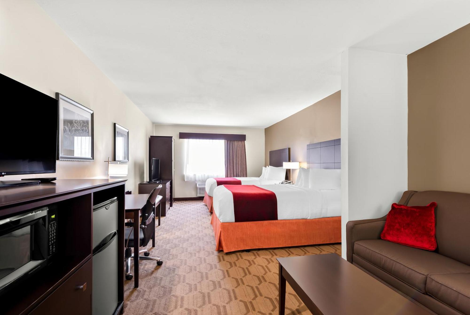 Best Western Palmyra Inn & Suites Εξωτερικό φωτογραφία