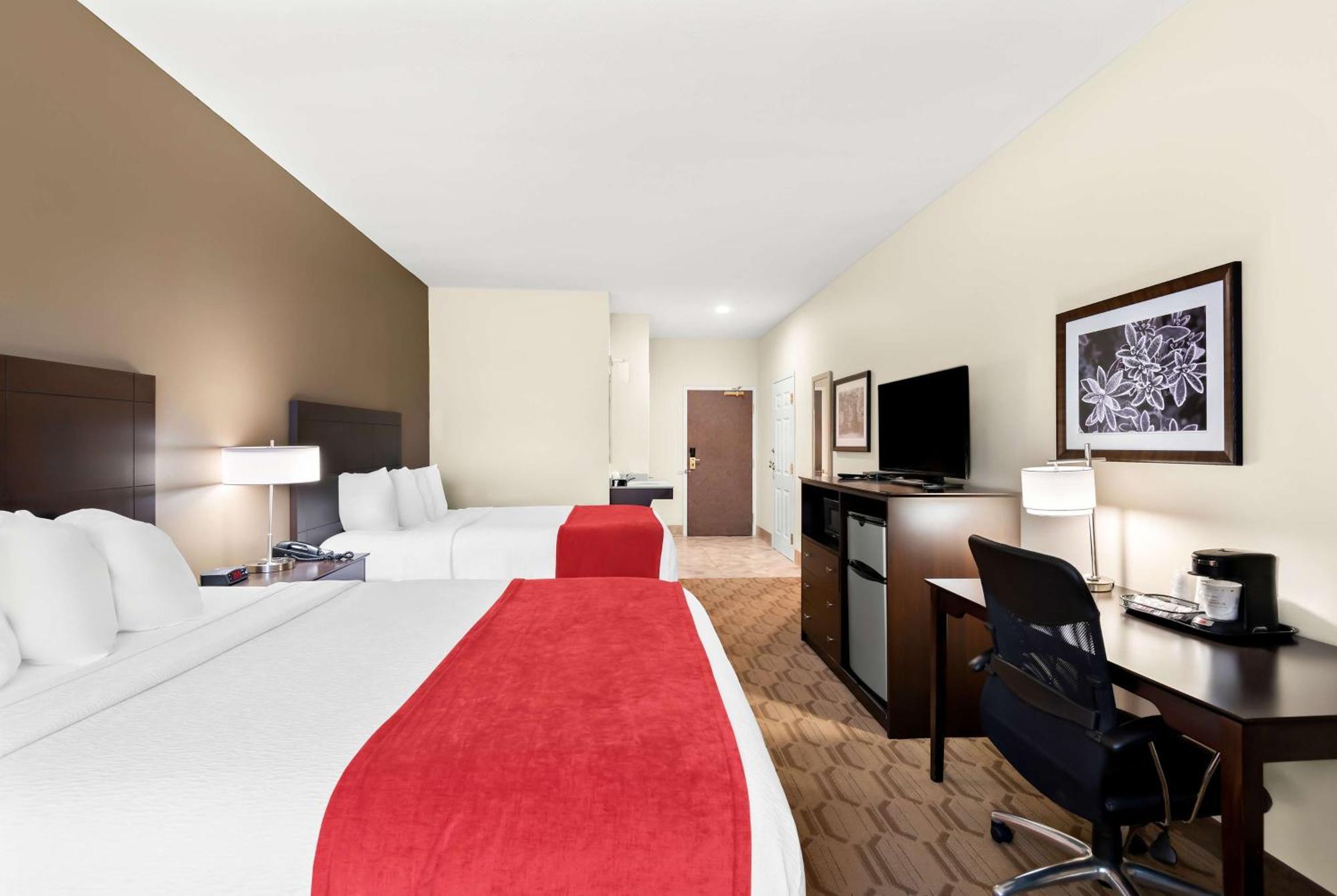Best Western Palmyra Inn & Suites Εξωτερικό φωτογραφία