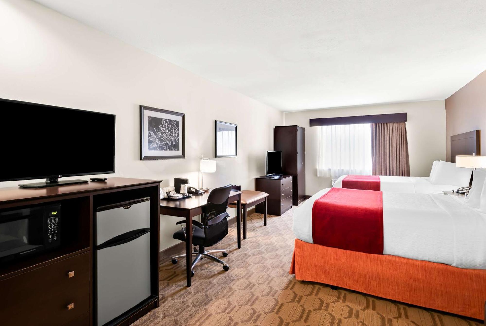 Best Western Palmyra Inn & Suites Εξωτερικό φωτογραφία