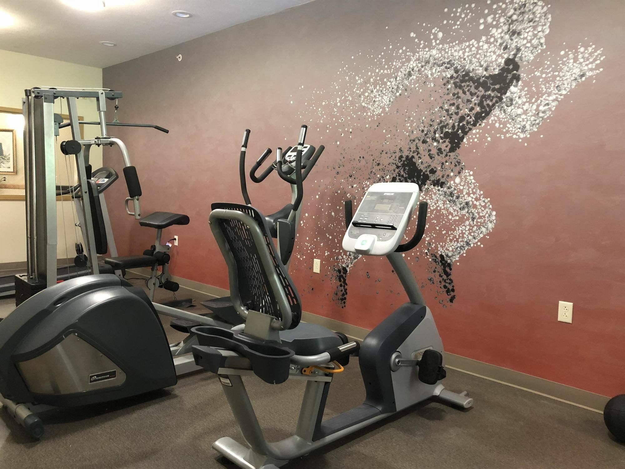 Best Western Palmyra Inn & Suites Εξωτερικό φωτογραφία
